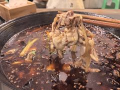 -鸿顺老铁锅美蛙鱼府(解放碑店)