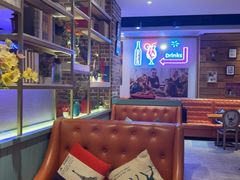-豪客嘉族·麦尼顿西餐厅(乐福天下店)