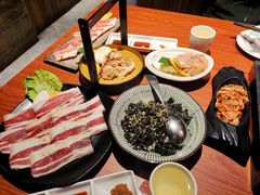 -山之屋炭火烧肉·生啤畅饮(大朗万科中央公园店)