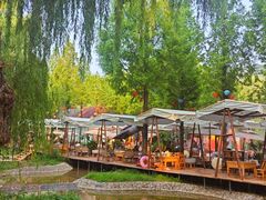 -雪山彩虹谷景区