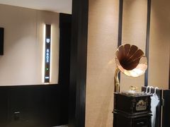 -万泊酒店(长沙五一广场国金中心店)
