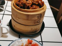 -卤校长重庆火锅(恒隆广场店)
