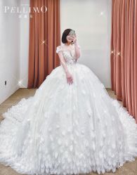 -派丽莫Pellimo原创设计婚纱品牌