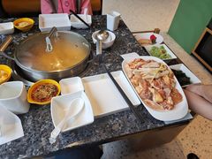 -一席地·本地鸡窝·杭帮鸡火锅(萧山银隆百货店)