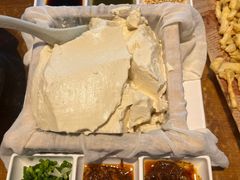 -95号酱骨·一块豆腐(展春园西路店)