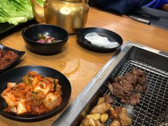 -肉甲韩国木炭烤肉(新壹街1店)