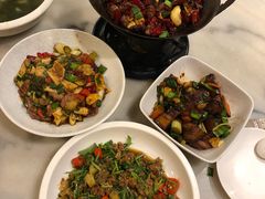 -嘉丰湘菜馆(芳群园店)