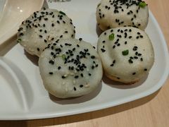 -小杨生煎(浦江欢乐颂店)