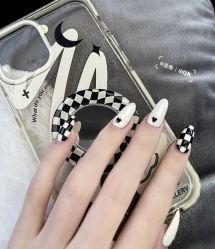 -LILY NAILS美甲美睫