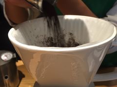-星巴克臻选(杭州良渚文化村店)