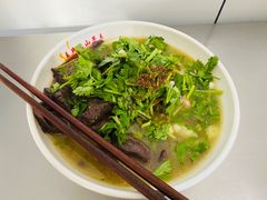 -文山荷鲜居(翠湖店)