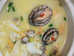 -如一鸡鲍鱼·粤式煲汤(长泰广场店)