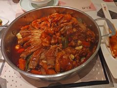 -黄记煌三汁焖锅(新佳丽江汉路店)