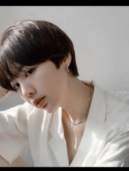 -变画·发型STUDIO