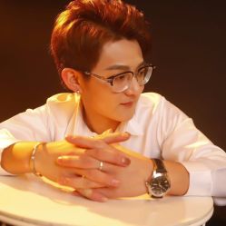 -BULB STUDIO 巴柏明星发型工作室