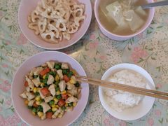 -悦芽照护月嫂+育儿嫂(杭州店)