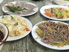 -正宗胖子抻面馆(岭东路店)