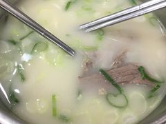 牛肉雪浓汤-神仙雪浓汤(明洞店)