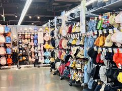 -迪卡侬(西三旗店)