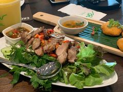 泰式烤猪肉-Chom Cafe and Restaurant