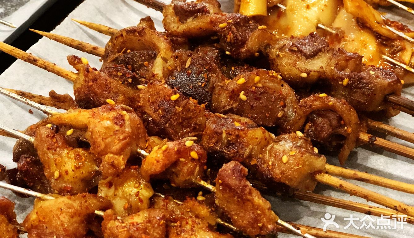 小龙虾，只只鲜活，肉质细嫩饱满，鲜美Q弹