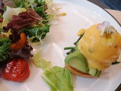 班尼迪克蛋牛油果素餐-玲婧胡同·生日蛋糕·餐厅(嘉里城店)