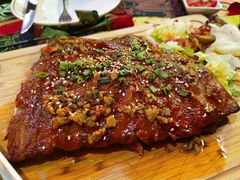 famous案板猪肋排-Famous肥猫墨西哥音乐餐吧(五棵松华熙LIVE店)