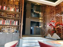大堂-桂二老坛酸菜鱼(三街两巷店)