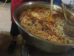 -伟伟羊杂馆