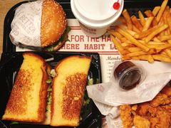 -The Habit Burger Grill 哈比特汉堡(复兴soho店)