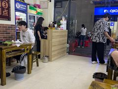 -乖嬢嬢重庆老火锅(南联店)