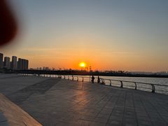 -东港音乐喷泉广场