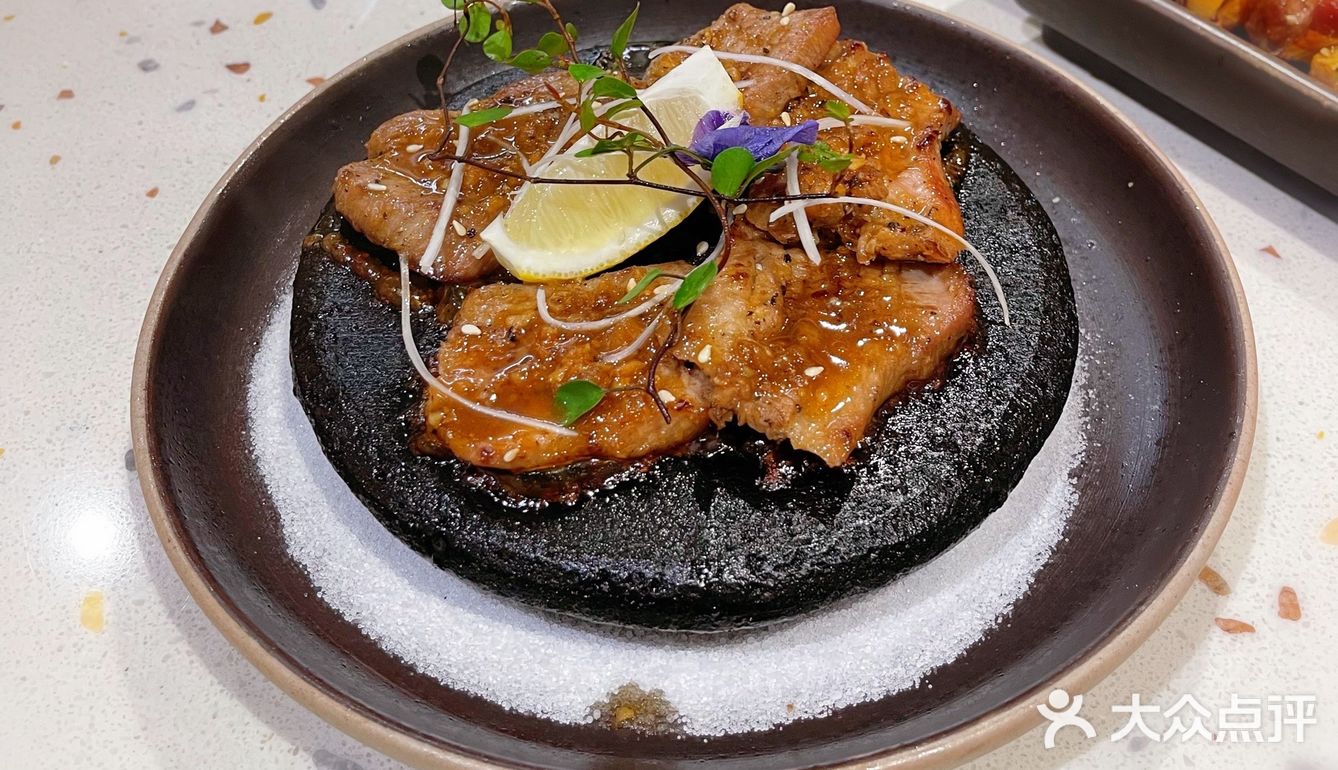 东海缤纷人气和风小食堂[亲亲]
