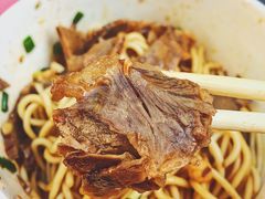 -燕子牛肉面(渣家路店)