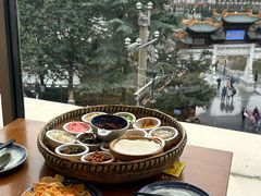 -包整·丝娃娃(一览甲秀楼风景店)