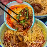 在骡马市！！连吃一个星期！！吼吼吃！！！