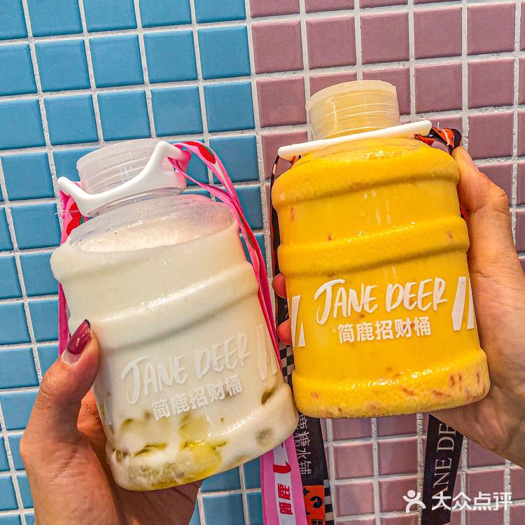 夏天跟糖水铺更搭哦❗️甜品火锅也敲好次的~