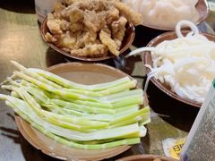 -黄潇洒老火锅(九眼桥宏济巷店)