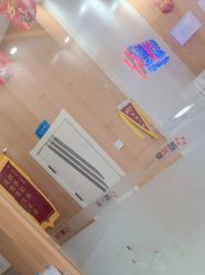 -靓芙泉祛痘.科技美肤连锁