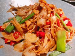 -绿茶餐厅(光谷世界城步行街店)