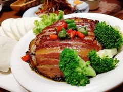 -老滇山寨•云南特色菜•地方菜•民族风情歌舞表演(金碧店)