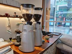 -Line 咖啡(石厦花园店)