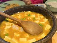 石锅海胆焗豆腐-湖鱼湖·蓉亭食贝(亚运村店)