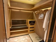 -中山利和希尔顿酒店