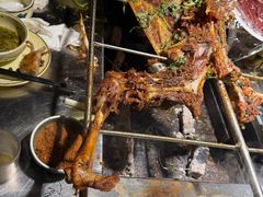 夜宴秘制牛肋骨-夜宴江景餐厅