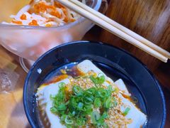 -老龙亭拉面店