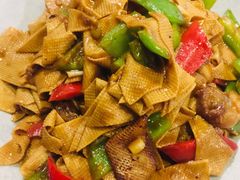 尖椒豆腐皮-谷朴东北菜