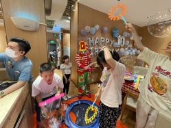 -小鲤鱼生日气球派对会场策划布置
