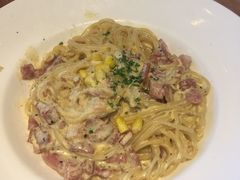 -玛格萝妮(汇智国际商业中心店)