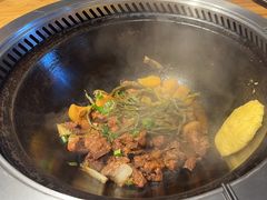 -锅老头海鲜铁锅炖